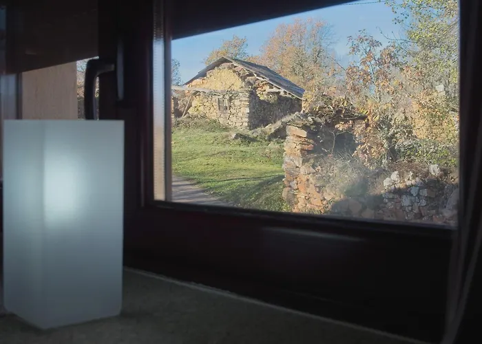 Casa Rural Ucedo 컨트리하우스